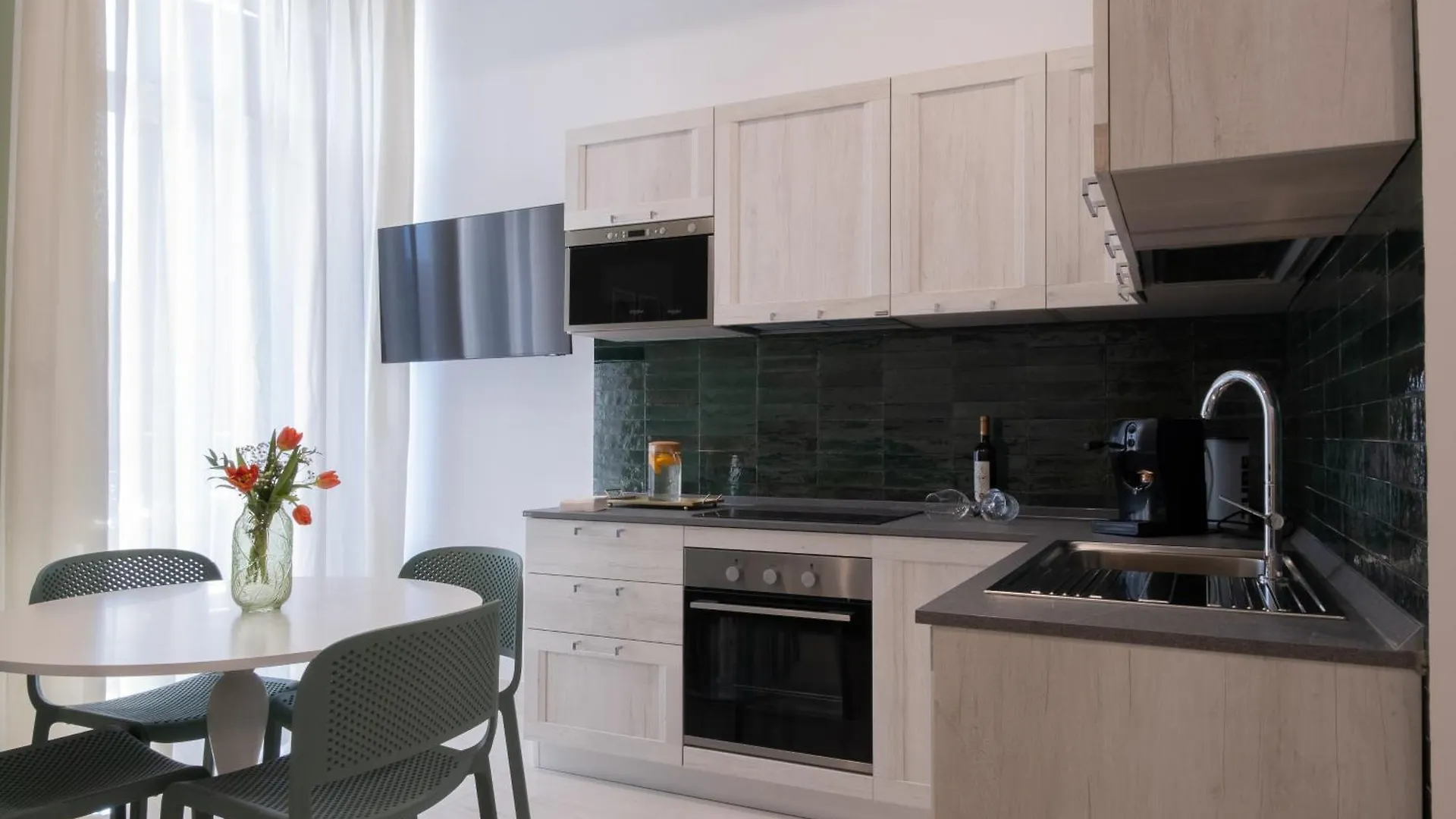 Guest house Palazzo Adele Rooms & Apartments Ercolano Italy