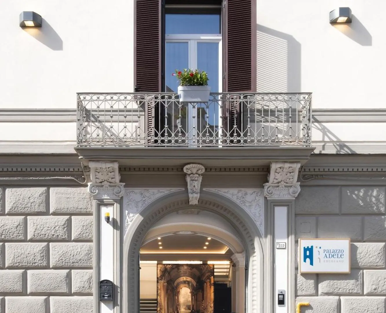 Palazzo Adele Rooms & Apartments Ercolano Affittacamere