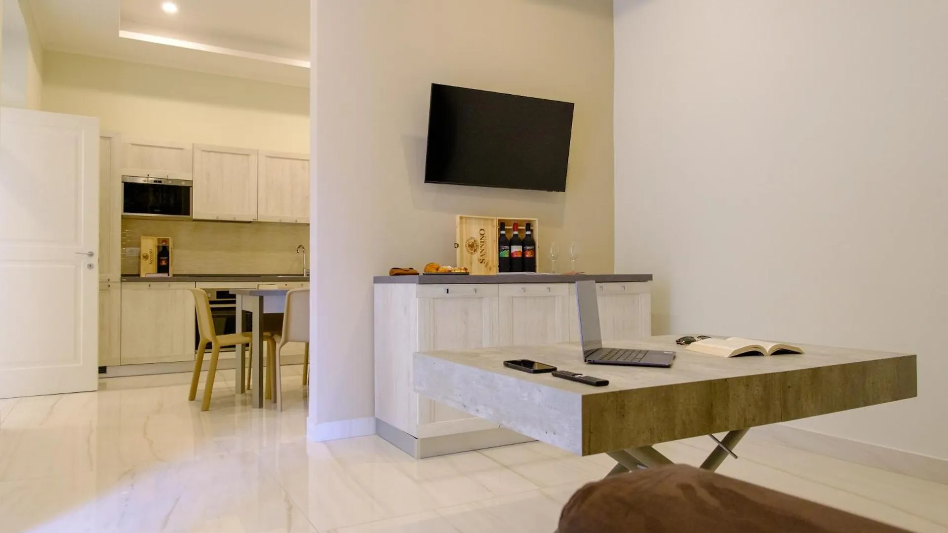 Palazzo Adele Rooms & Apartments Ercolano 0*,  Italy