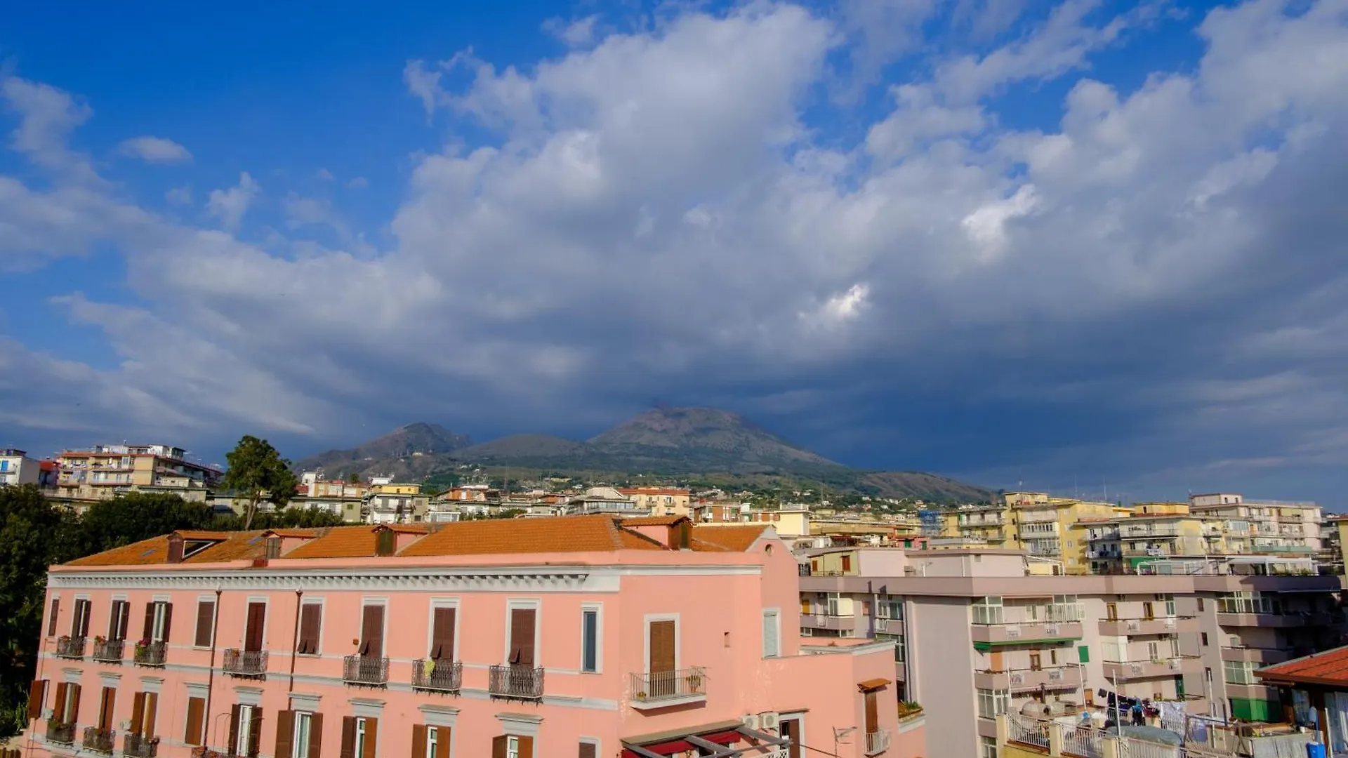 Palazzo Adele Rooms & Apartments Ercolano Italy