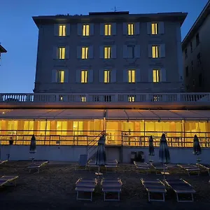 Savoy Hotel Varazze